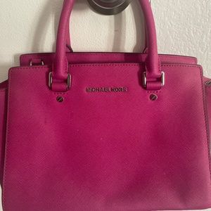 Michael Kors purse